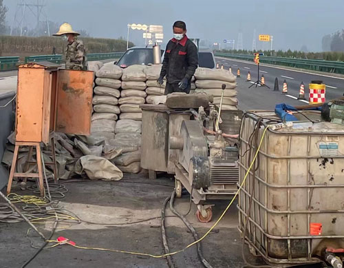 田东高速路病害处理